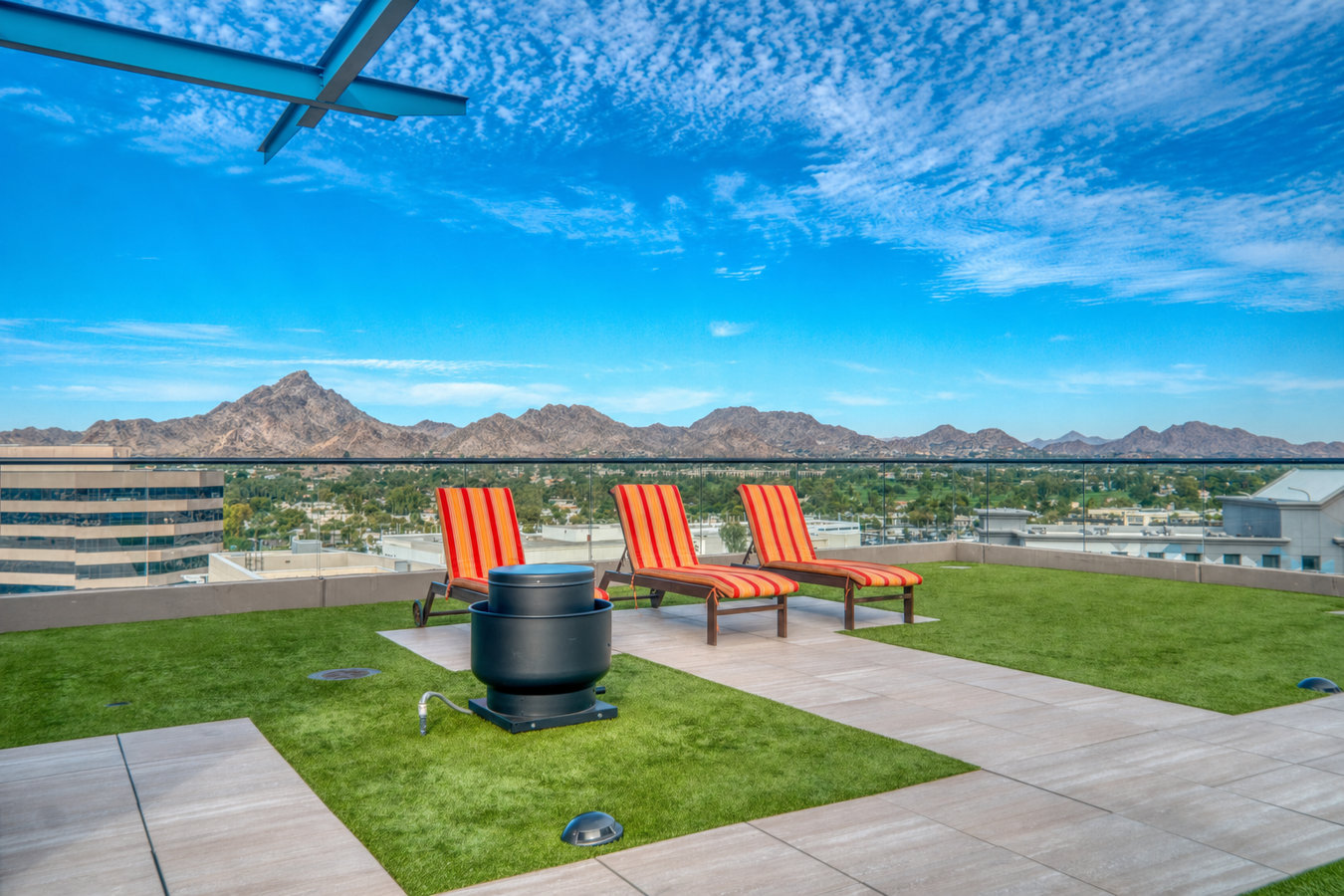 Turf for rooftop gardens in Glendora, CA